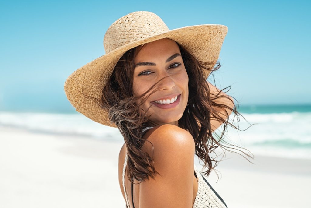 Cómo preparar tu piel para el verano y lucir un bronceado sublime: